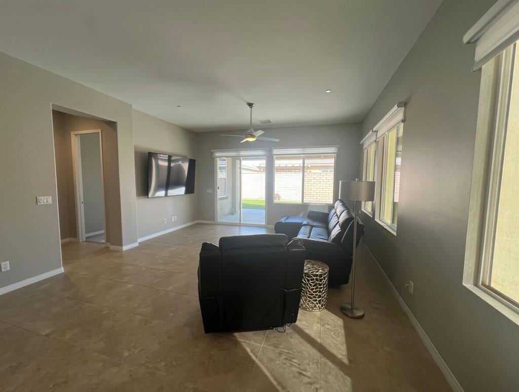 43842 Treviso Drive Property Photo 8