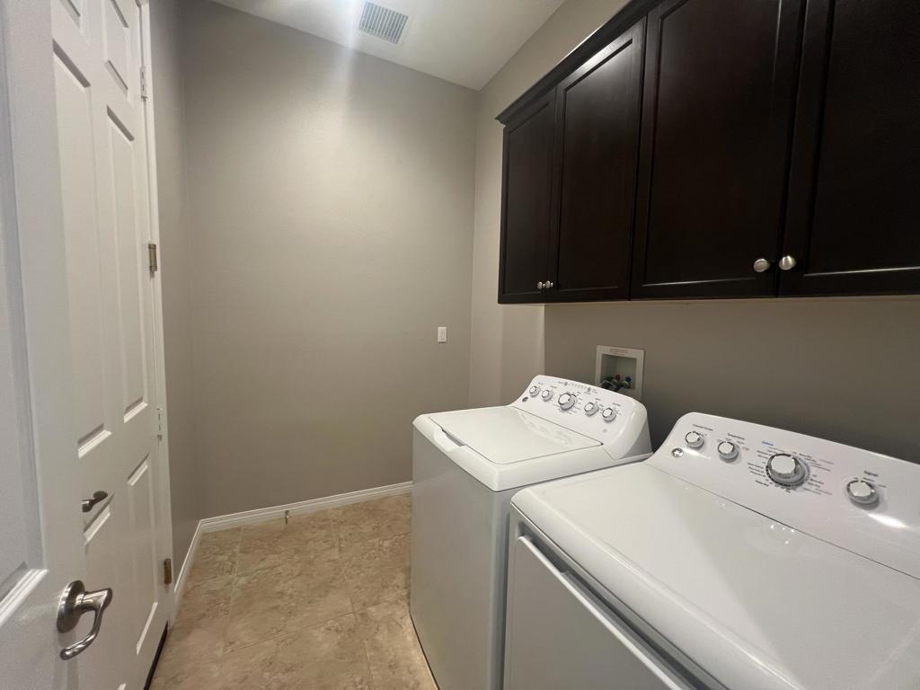 43842 Treviso Drive Property Photo 10