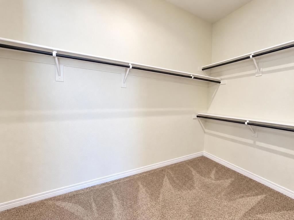 43842 Treviso Drive Property Photo 15