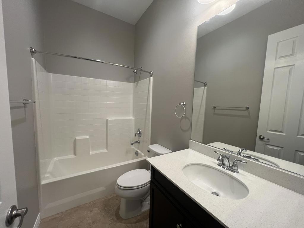 43842 Treviso Drive Property Photo 17