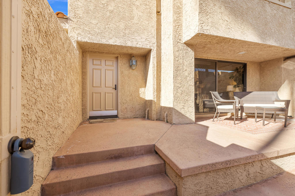 73437 Foxtail Lane Property Photo 7