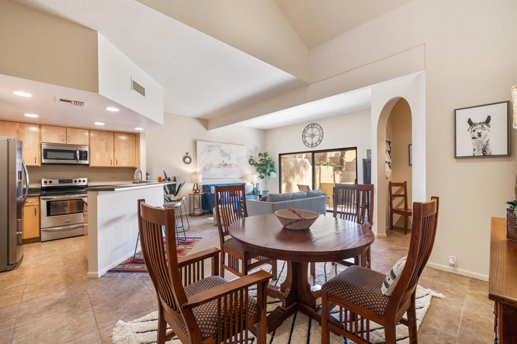 73437 Foxtail Lane Property Photo 14
