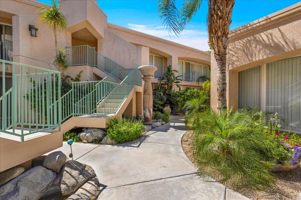1555 N Chaparral Road 334 Property Photo 2