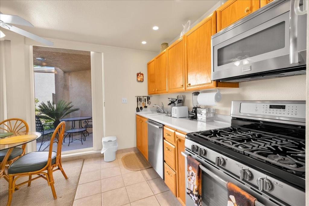 1555 N Chaparral Road 334 Property Photo 12