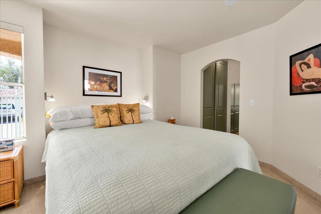 1555 N Chaparral Road 334 Property Photo 16