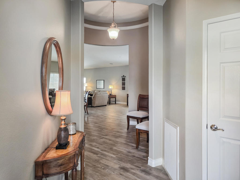 45320 Coeur Dalene Drive Property Photo 4
