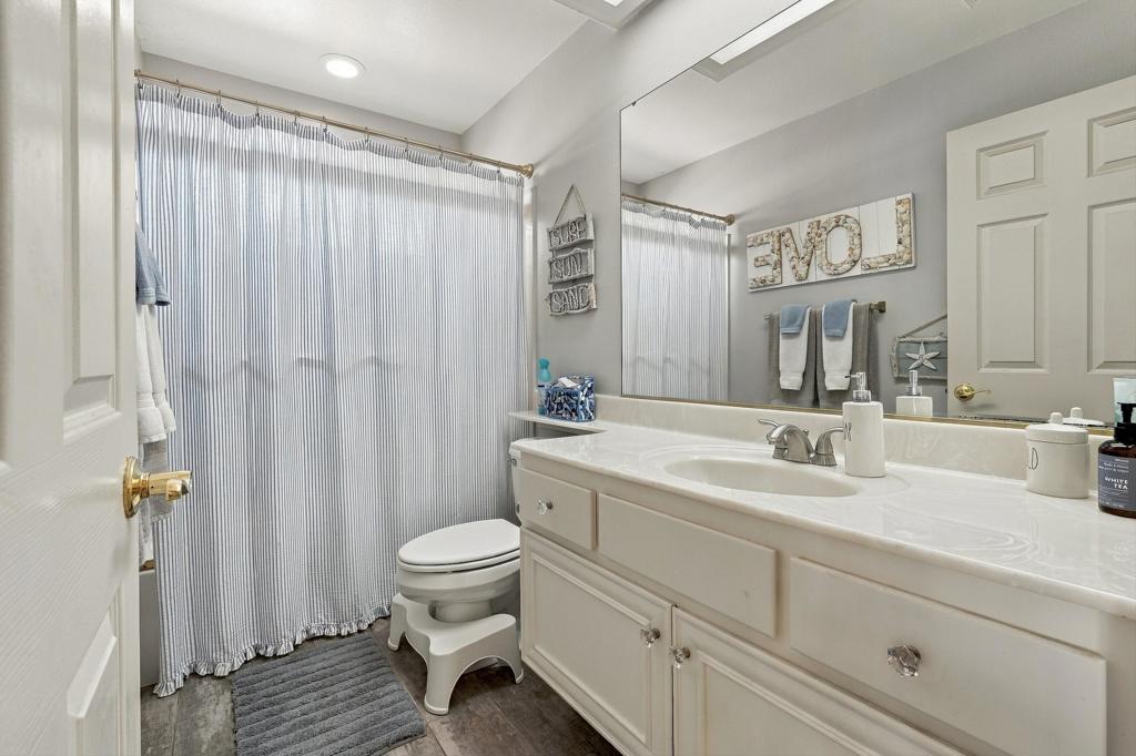 79130 Canterra Drive Property Photo 16