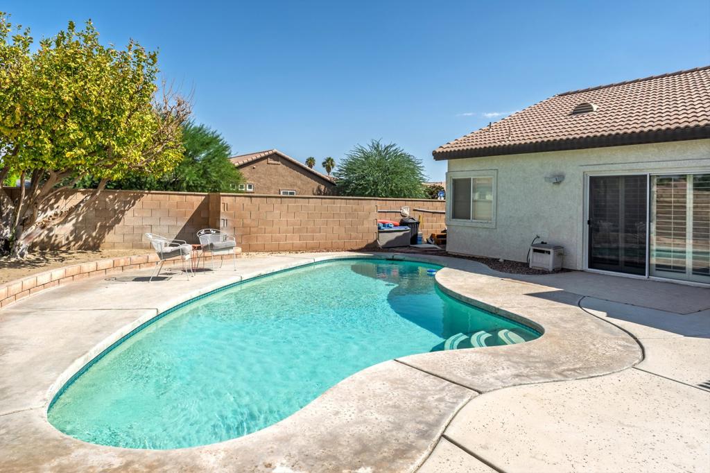 79130 Canterra Drive Property Photo 22