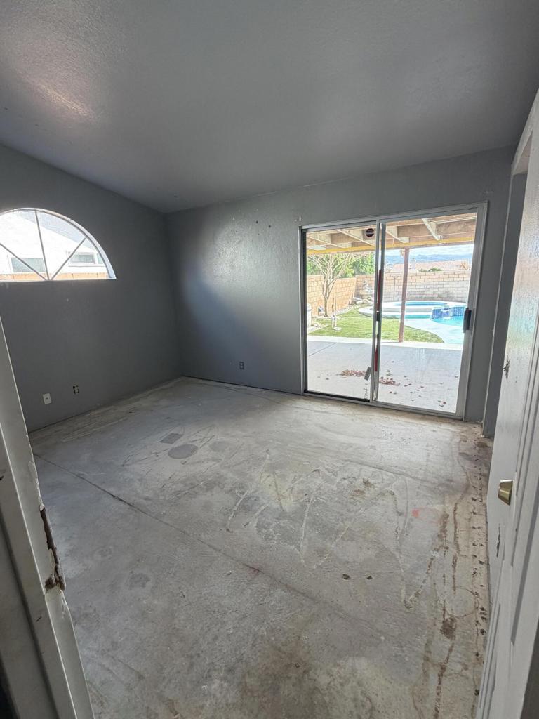 45276 Yale Street Property Photo 9