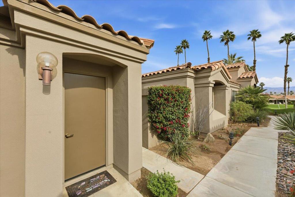 38658 Dahlia Way Property Photo 6