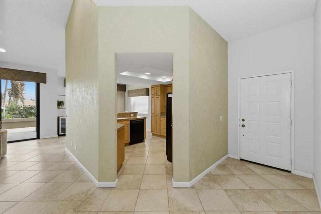 38658 Dahlia Way Property Photo 10