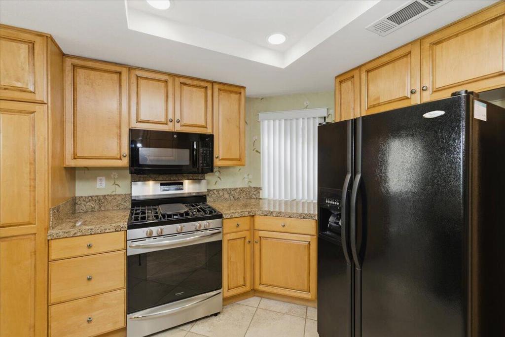 38658 Dahlia Way Property Photo 25