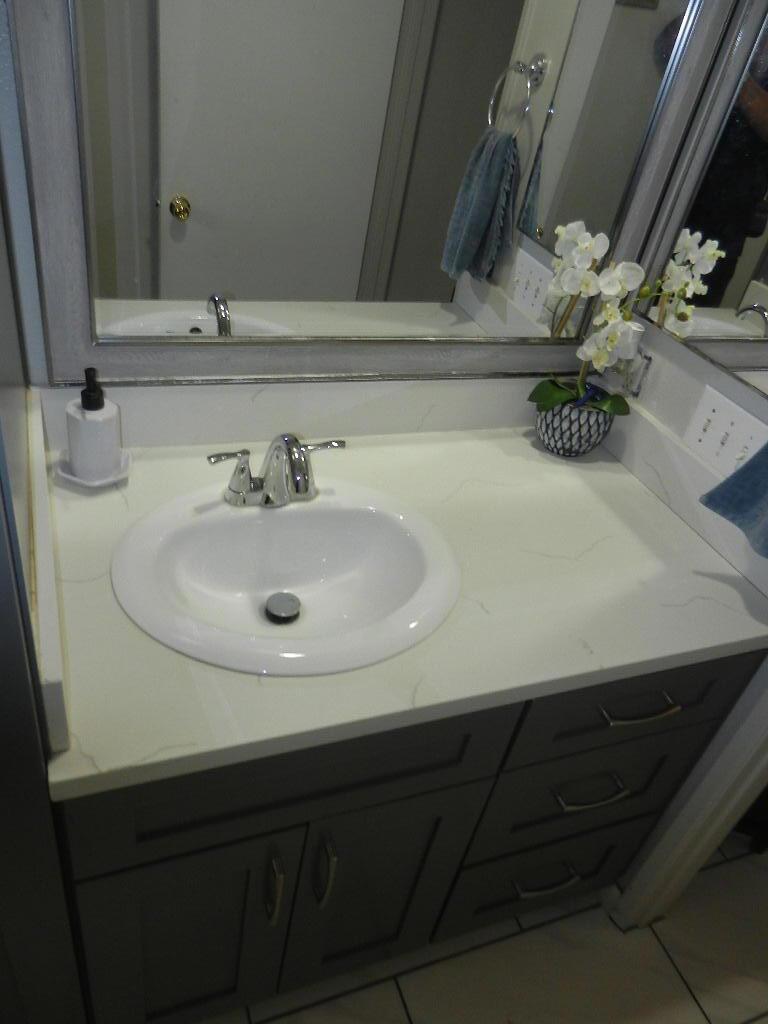 1252 Roselle Avenue Property Photo 16