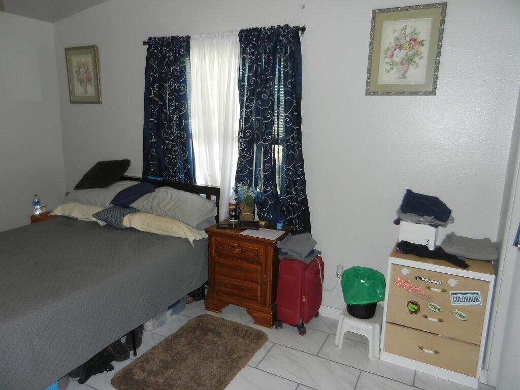 1252 Roselle Avenue Property Photo 17