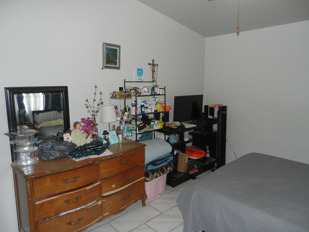 1252 Roselle Avenue Property Photo 18