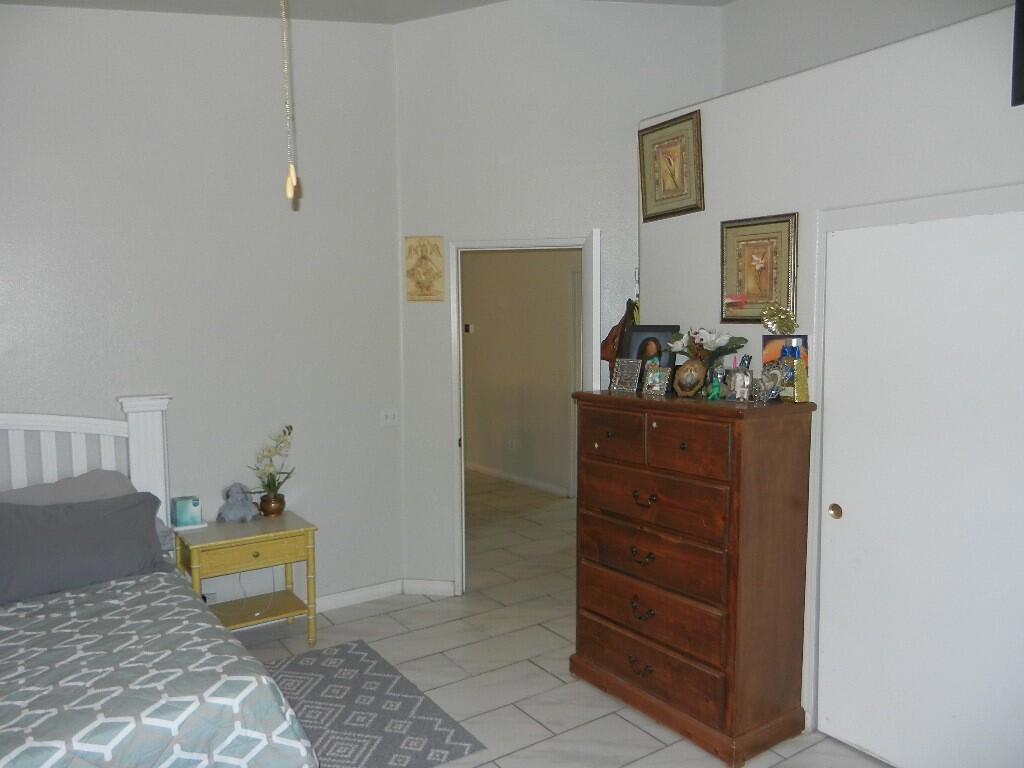 1252 Roselle Avenue Property Photo 21