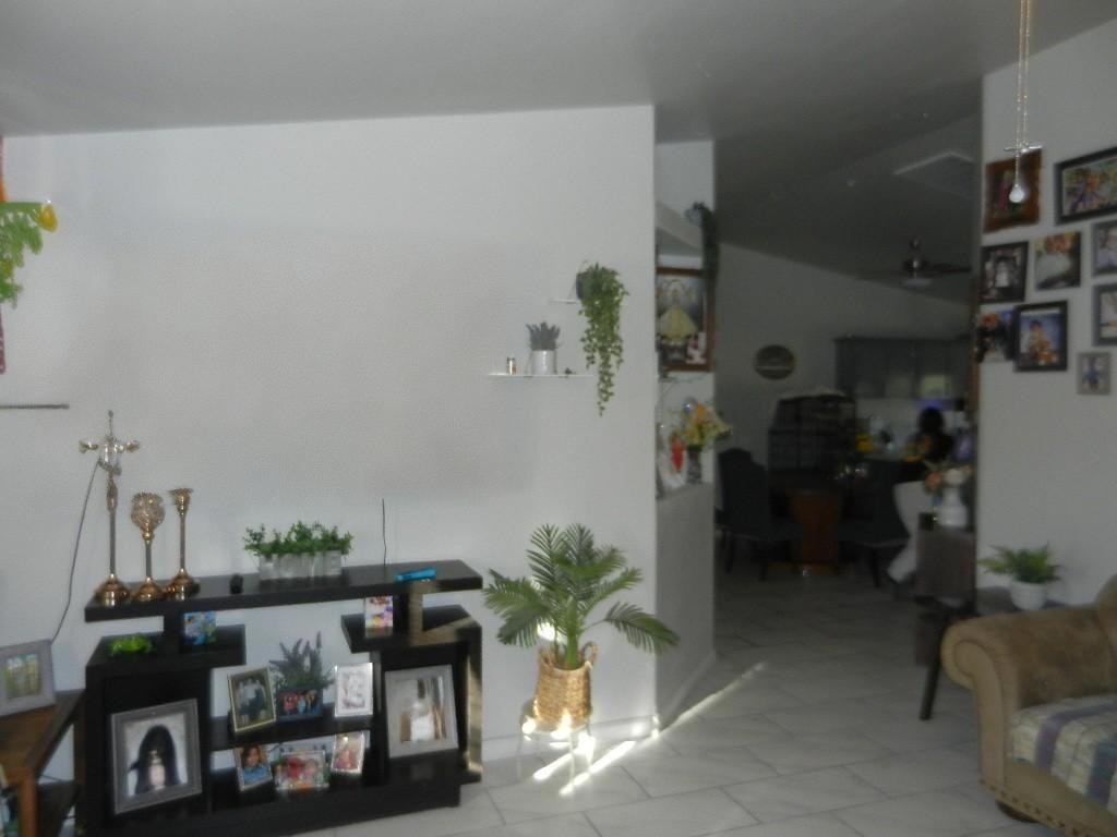 1252 Roselle Avenue Property Photo 26