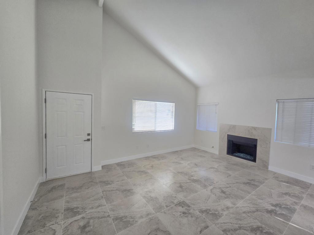 47395 Monroe Street 192 Property Photo 4