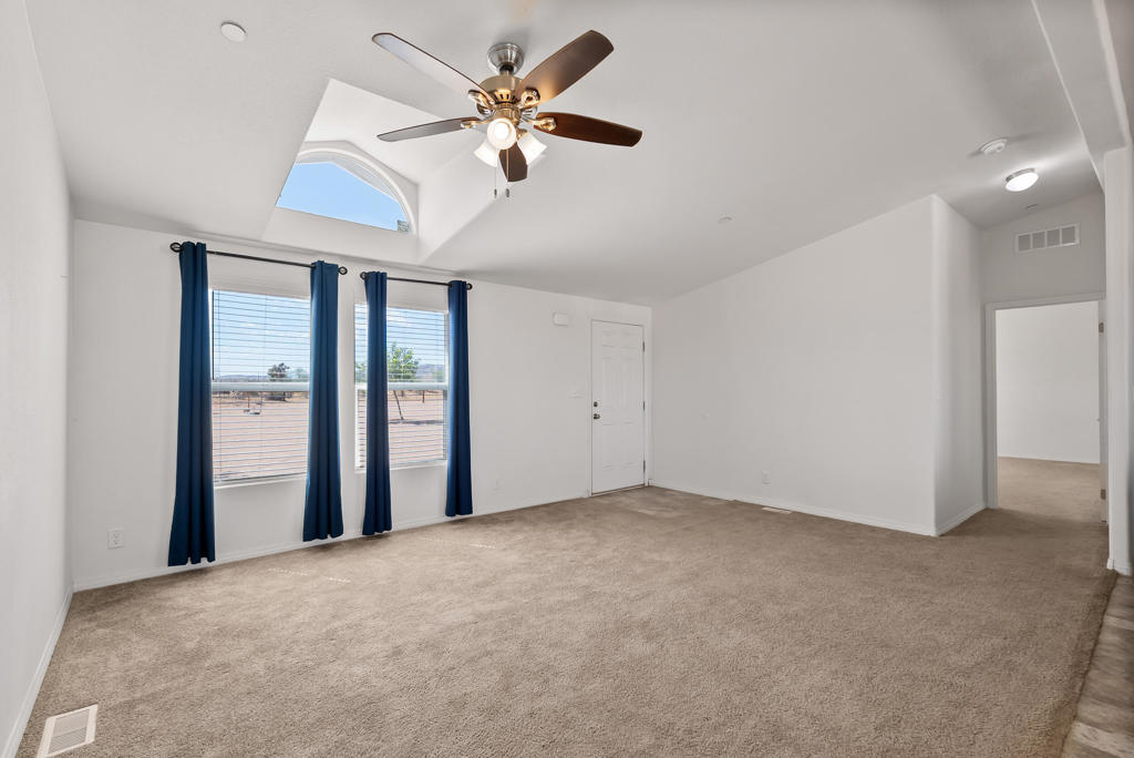 60382 Stearman Road Property Photo 7