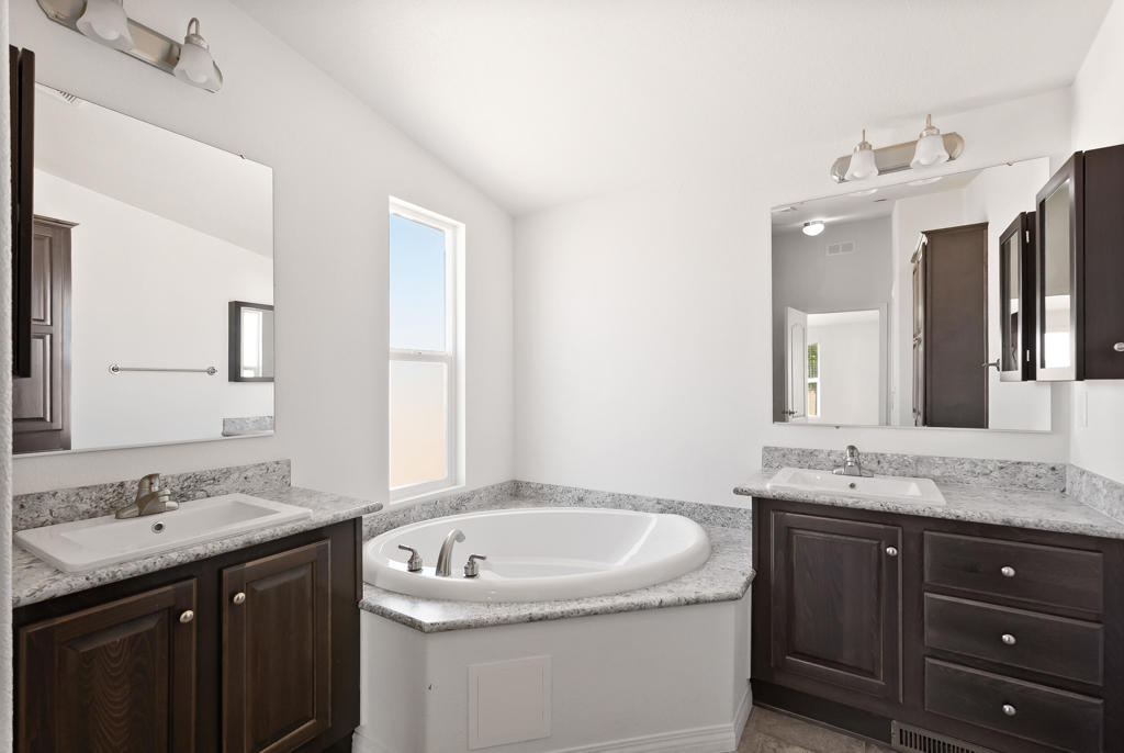 60382 Stearman Road Property Photo 24