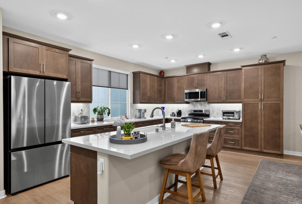 4117 Via Carrara 2 Property Photo 1