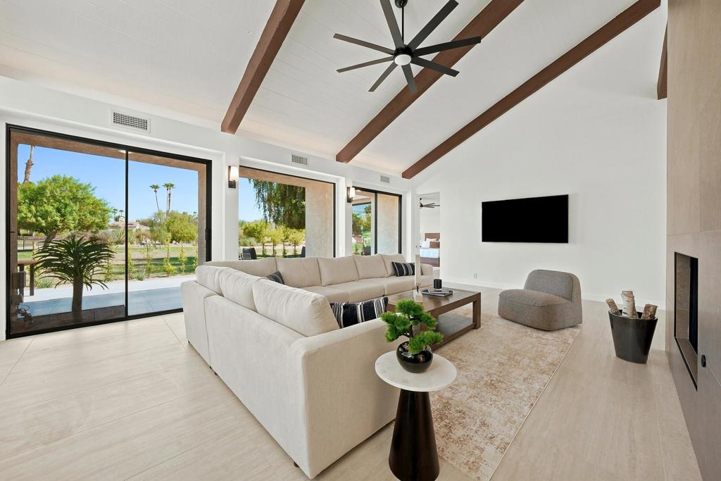 616 Desert West Drive Property Photo 10
