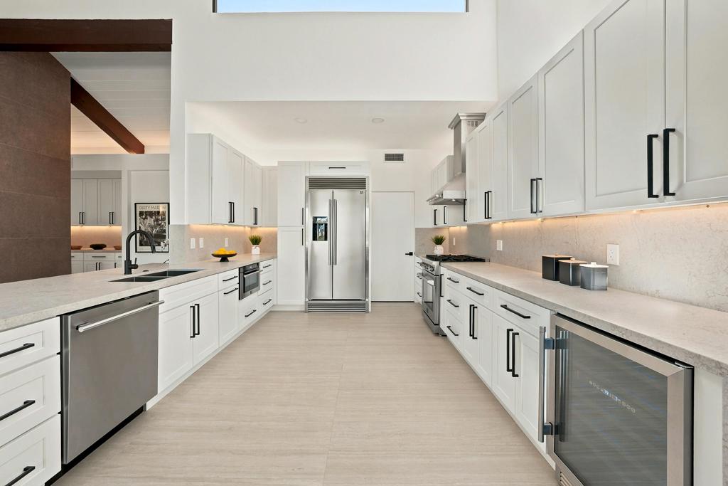 616 Desert West Drive Property Photo 12