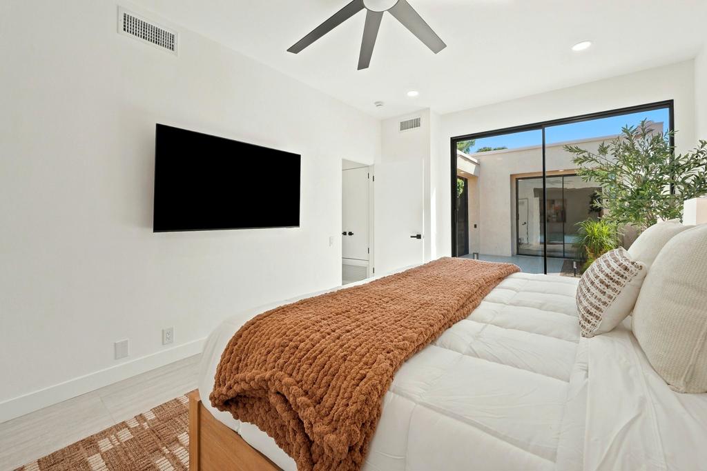 616 Desert West Drive Property Photo 30