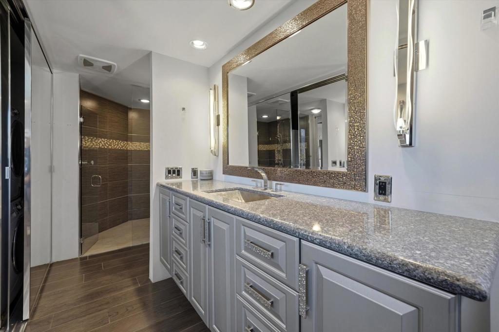 900 Island Drive 512 Property Photo 12