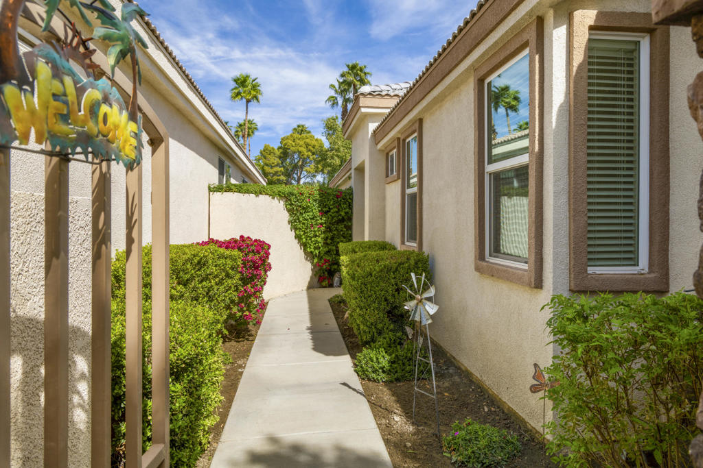 67632 S Natoma Drive Property Photo 7