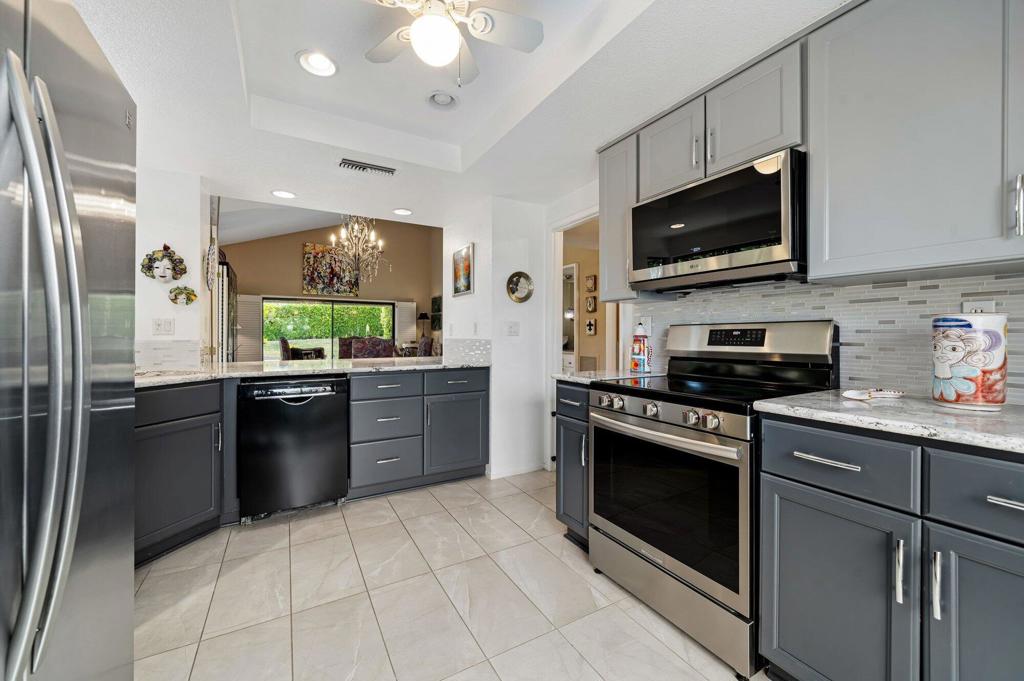 73141 Ajo Lane Property Photo 11