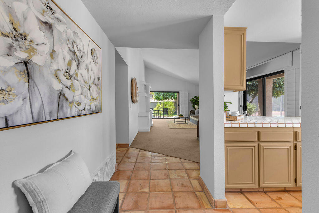 72499 Sandstone Lane Property Photo 3