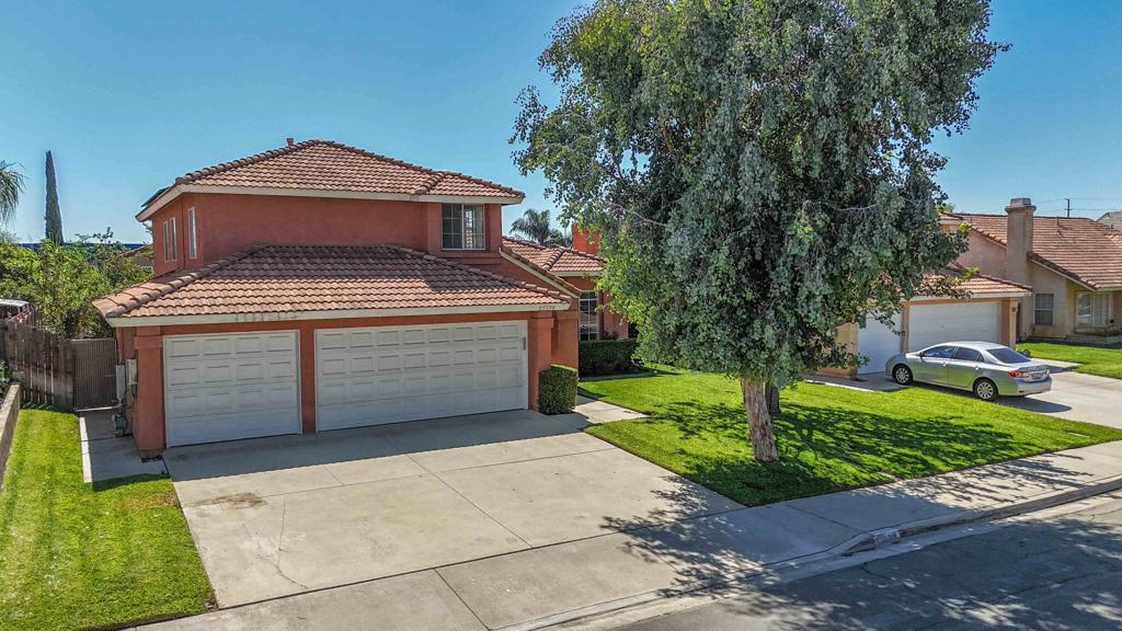25599 Fruit Tree Street Property Photo 2