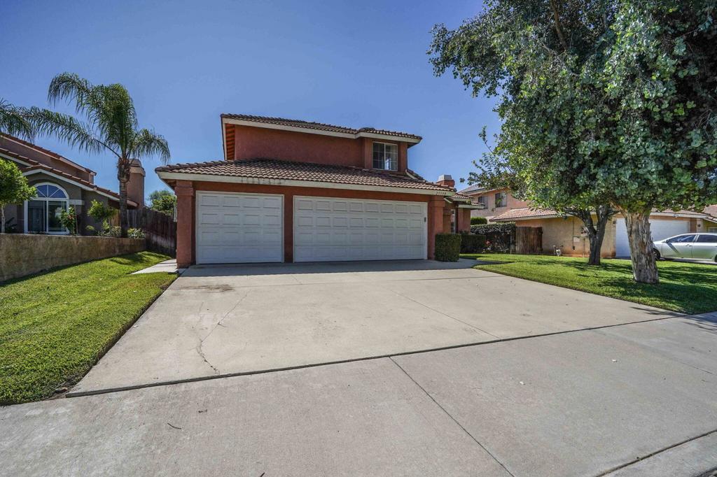 25599 Fruit Tree Street Property Photo 3