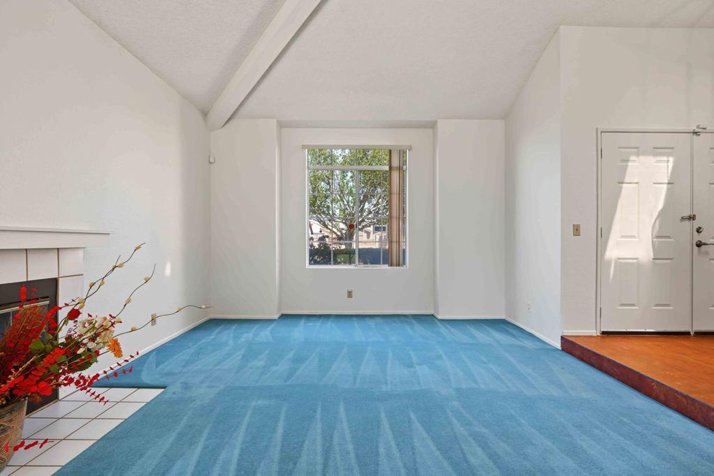 25599 Fruit Tree Street Property Photo 14