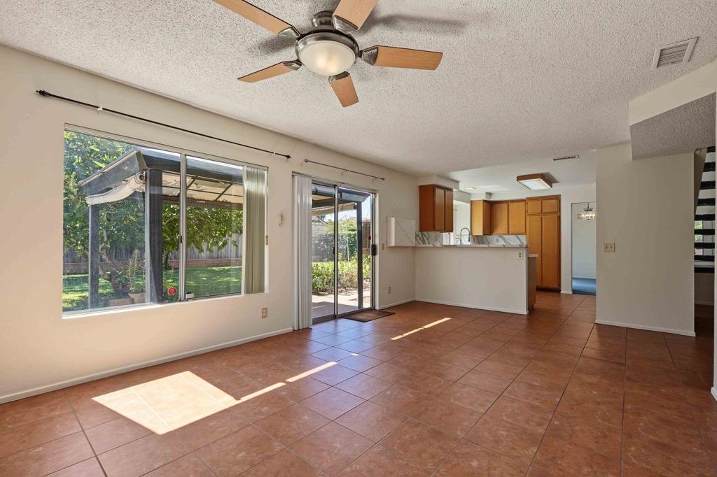 25599 Fruit Tree Street Property Photo 22
