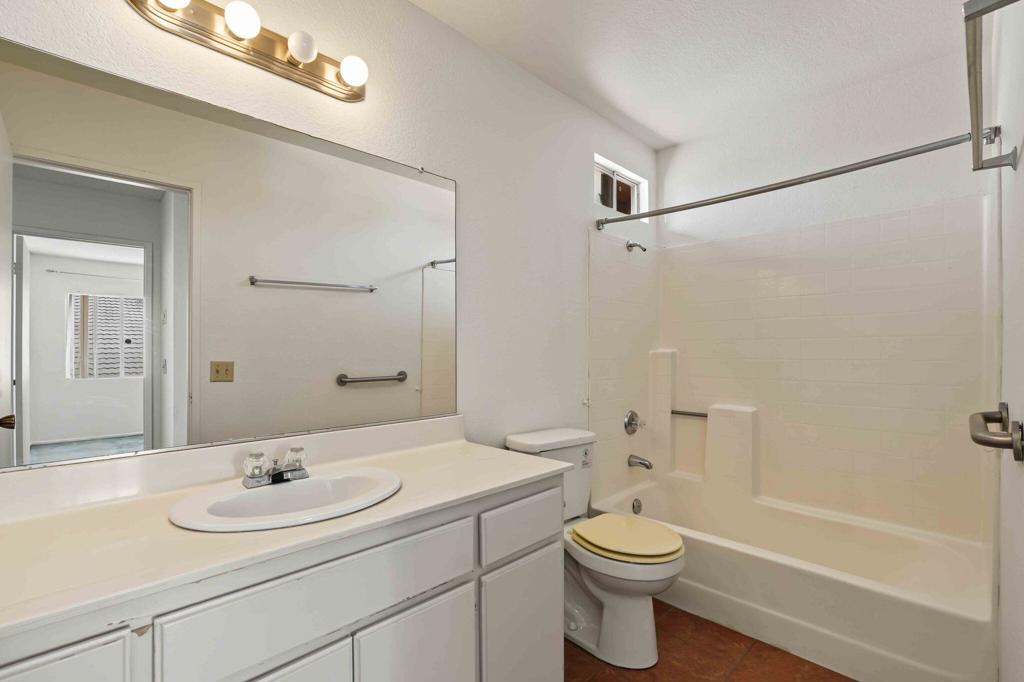 25599 Fruit Tree Street Property Photo 40
