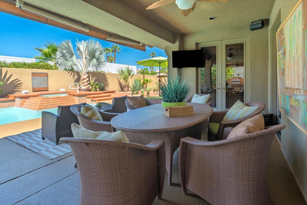 41775 Harrison Drive Property Photo 9