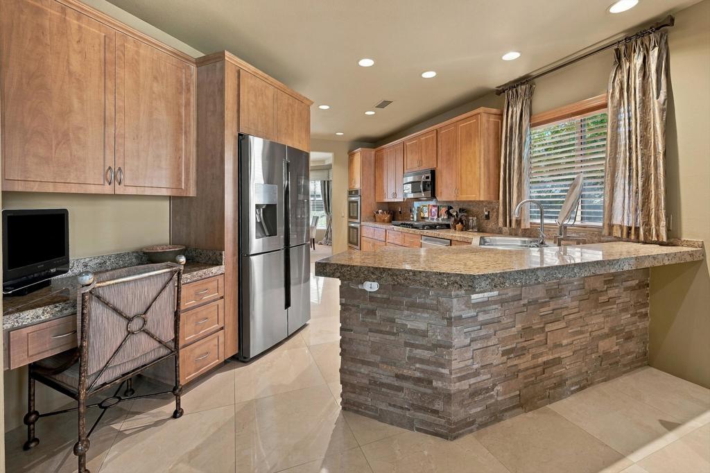 41775 Harrison Drive Property Photo 35