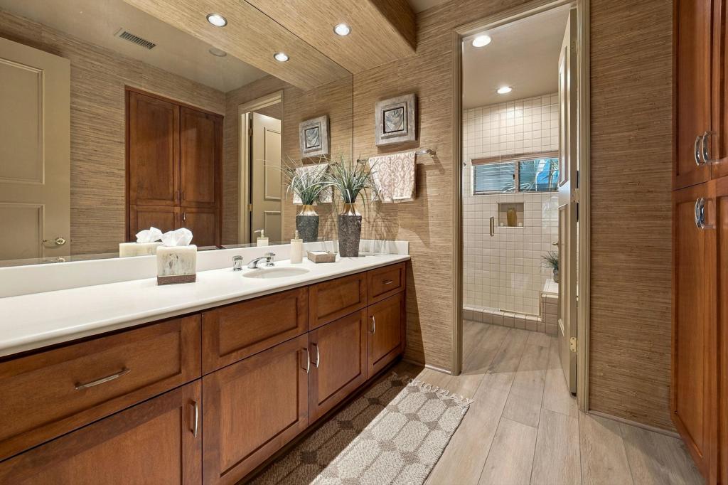 41775 Harrison Drive Property Photo 43