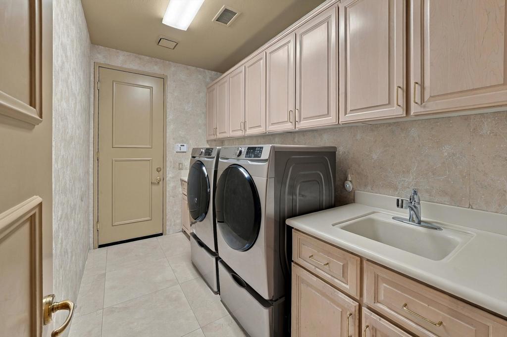 41775 Harrison Drive Property Photo 57