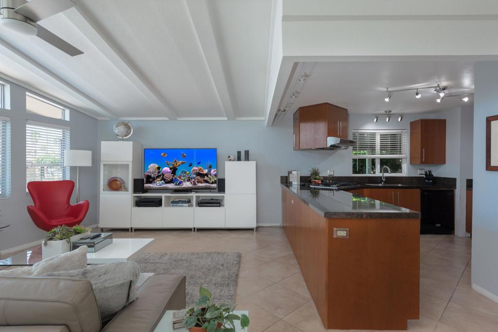 101 Acapulco Street Property Photo 11