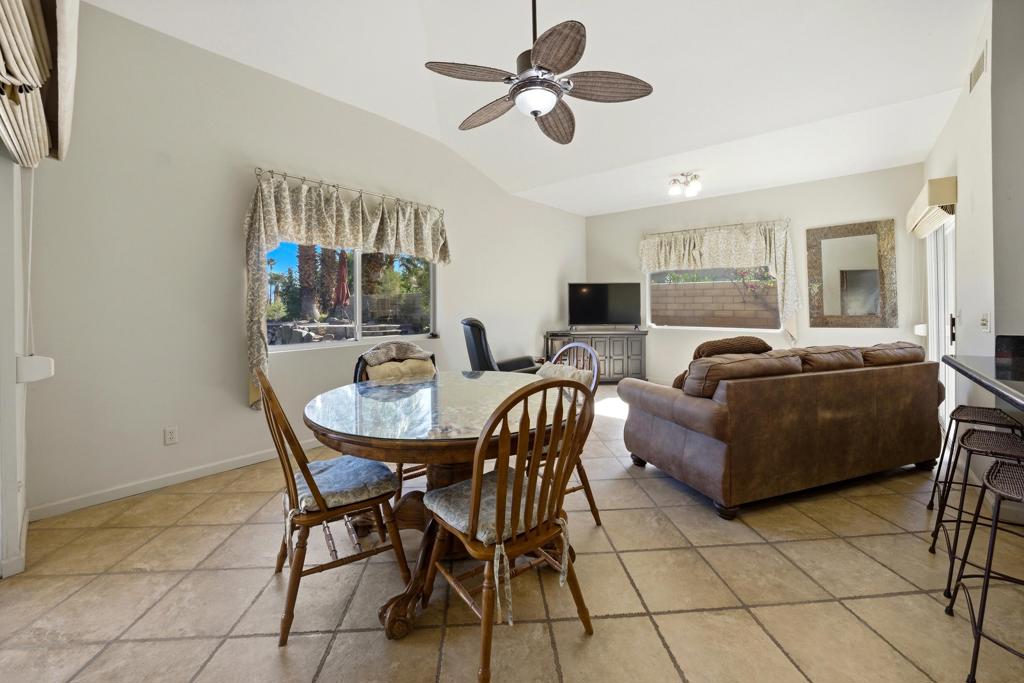 112 Chelsea Circle Property Photo 21