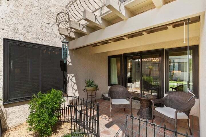 73318 Shadow Mountain Drive B Property Photo 5