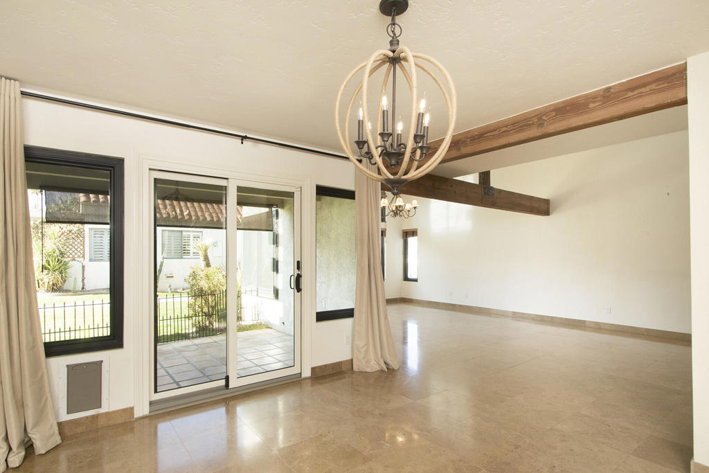 73318 Shadow Mountain Drive B Property Photo 13