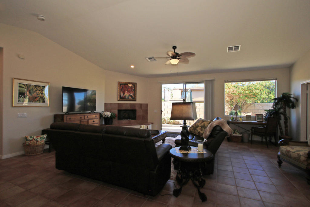 44441 Silver Canyon Lane Property Photo 10