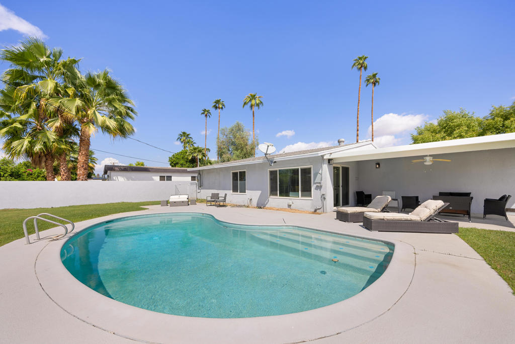 74081 Erin Street Property Photo 1
