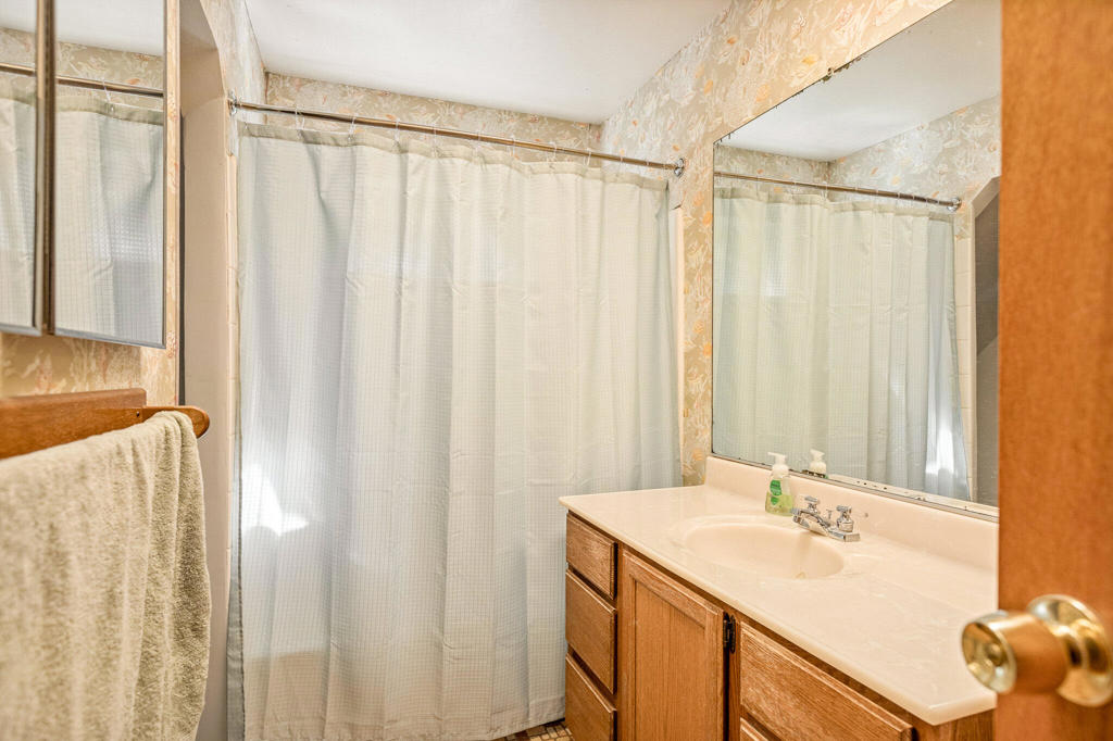 31522 Cedarwood Drive Property Photo 19