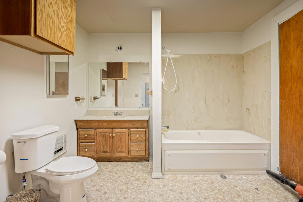 31522 Cedarwood Drive Property Photo 23