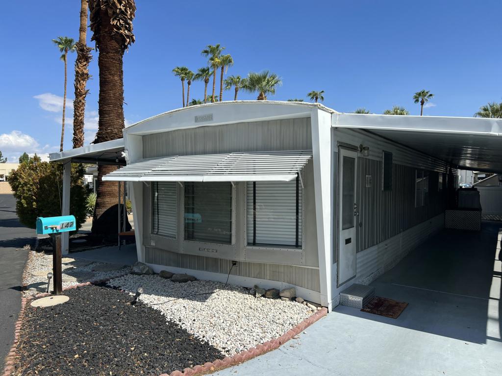 142 Laguna Drive Property Photo 3